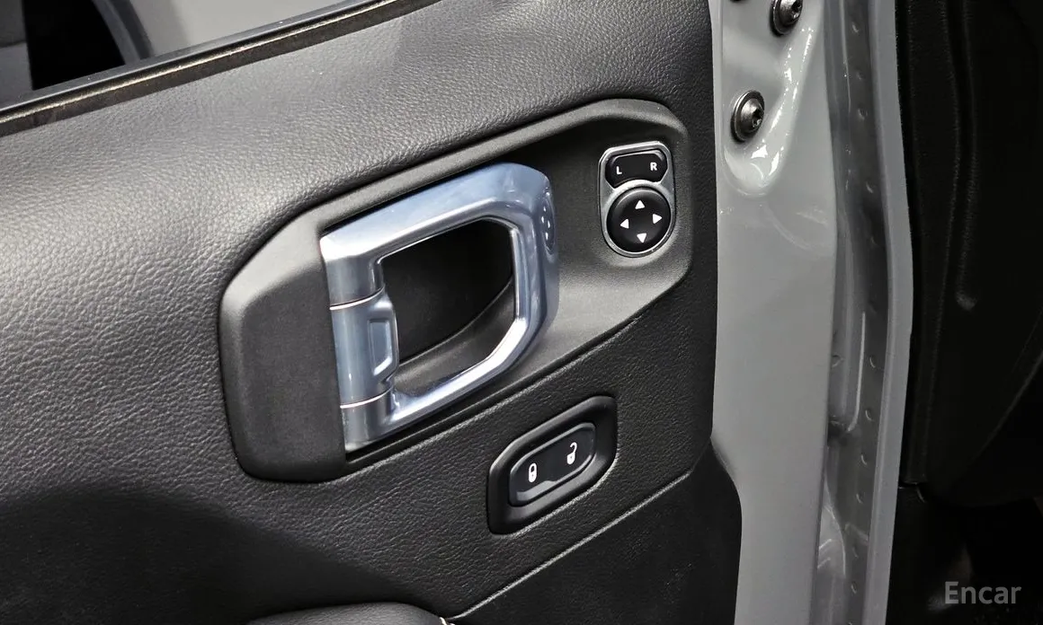 Jeep Wrangler 2018 2.0 Overland Power Top 4Door