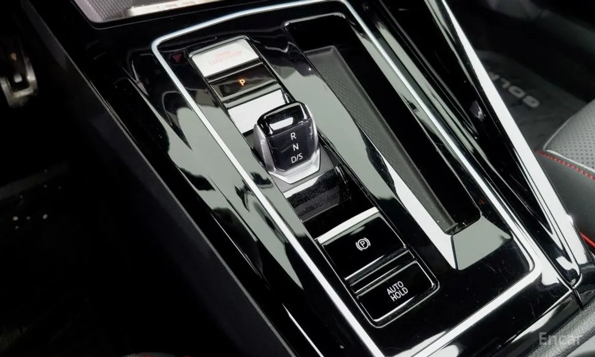 Volkswagen Golf 2022 2.0 GTI