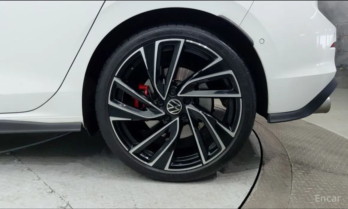 Volkswagen Golf 2022 2.0 GTI