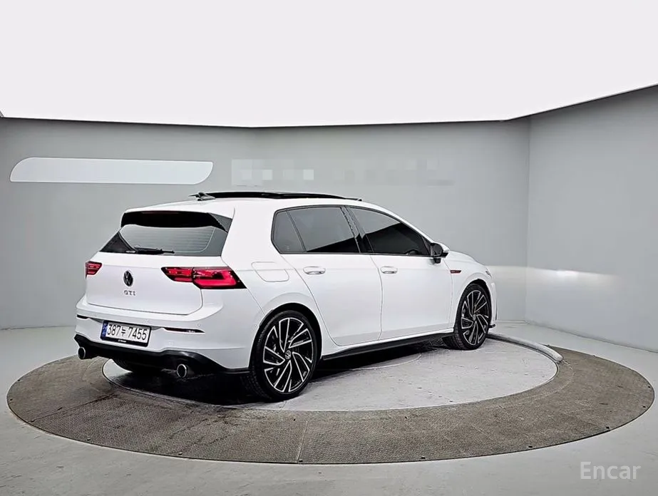 Volkswagen Golf 2022 2.0 GTI