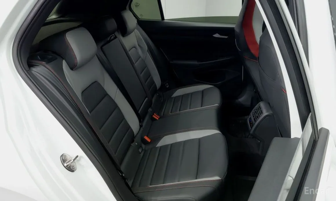 Volkswagen Golf 2022 2.0 GTI