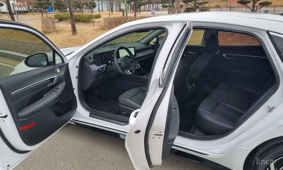 Hyundai Sonata 2023 1.6 Turbo