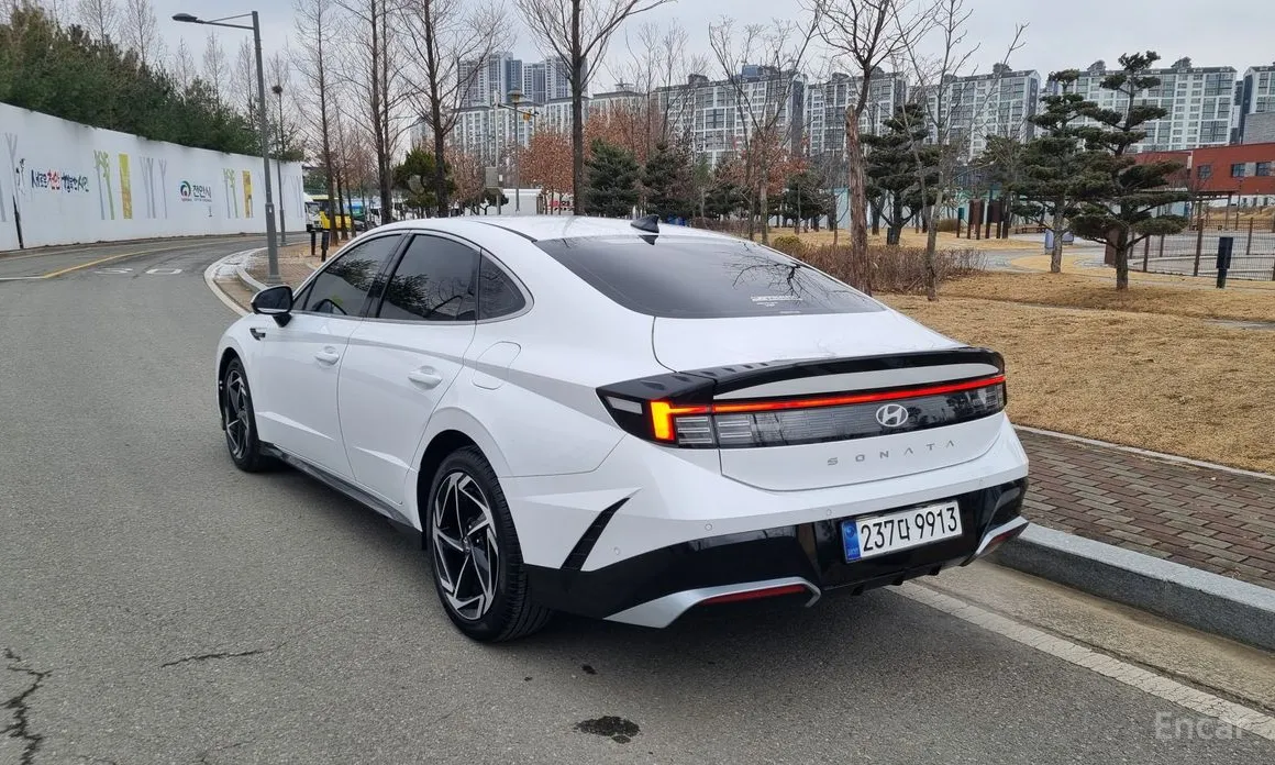 Hyundai Sonata 2023 1.6 Turbo