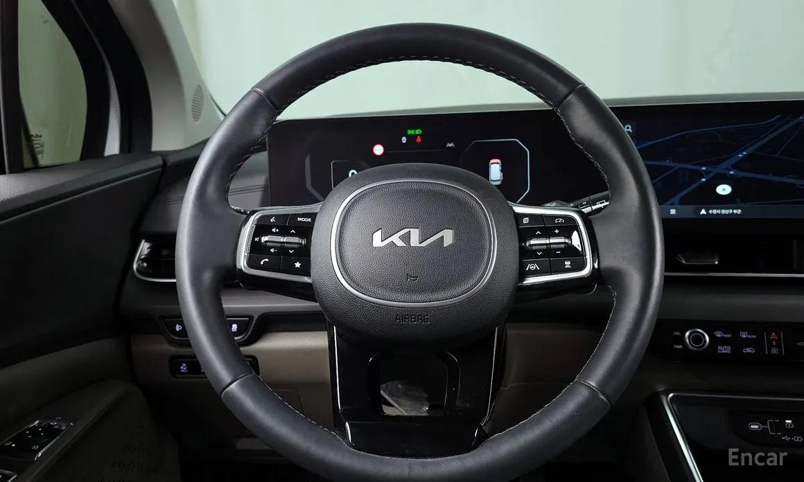 Kia Carnival 2023 9-Seater Noblesse