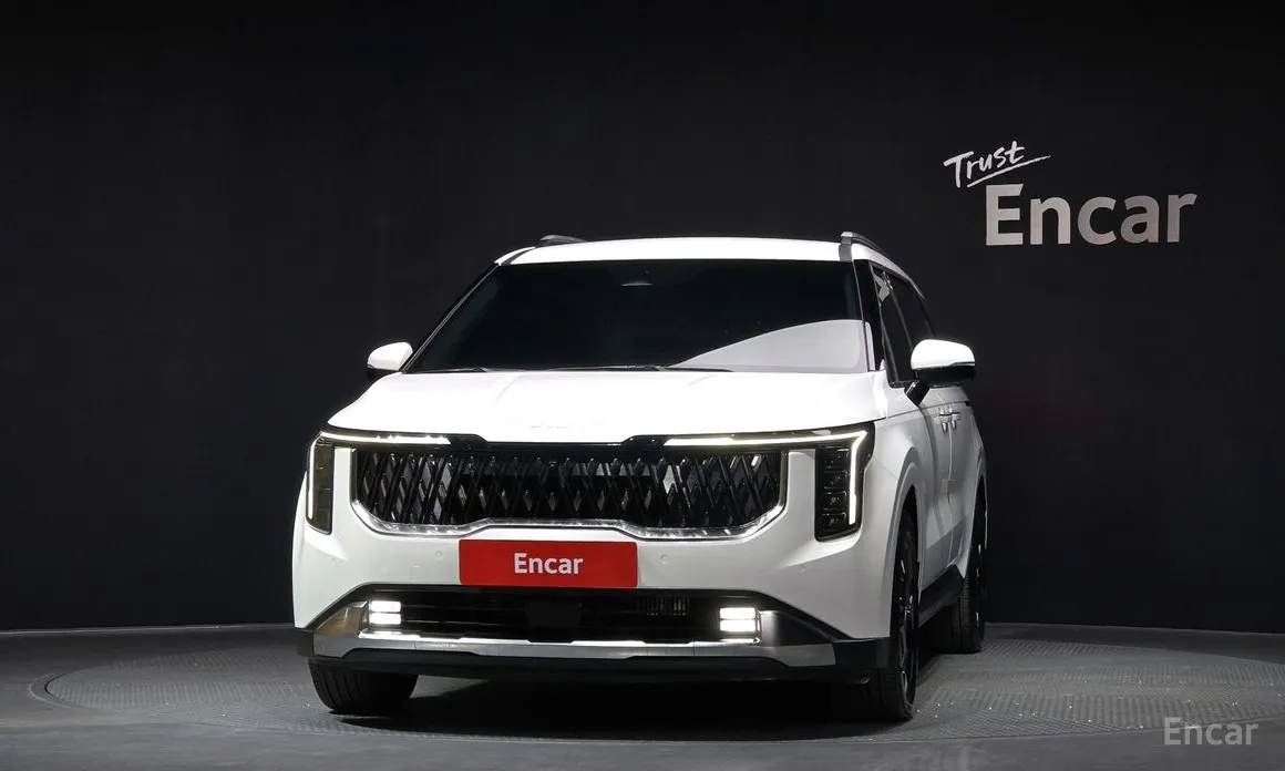 Kia Carnival 2023 9-Seater Noblesse