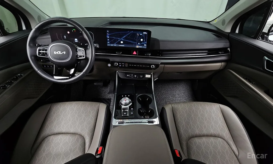 Kia Carnival 2023 9-Seater Noblesse