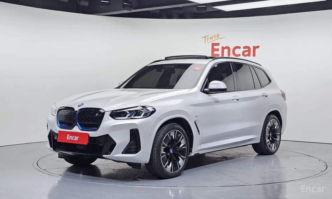 2021 BMW iX3