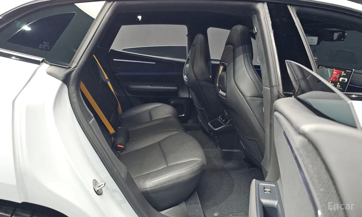 Polestar 4 2024 Long Range Duel Moter