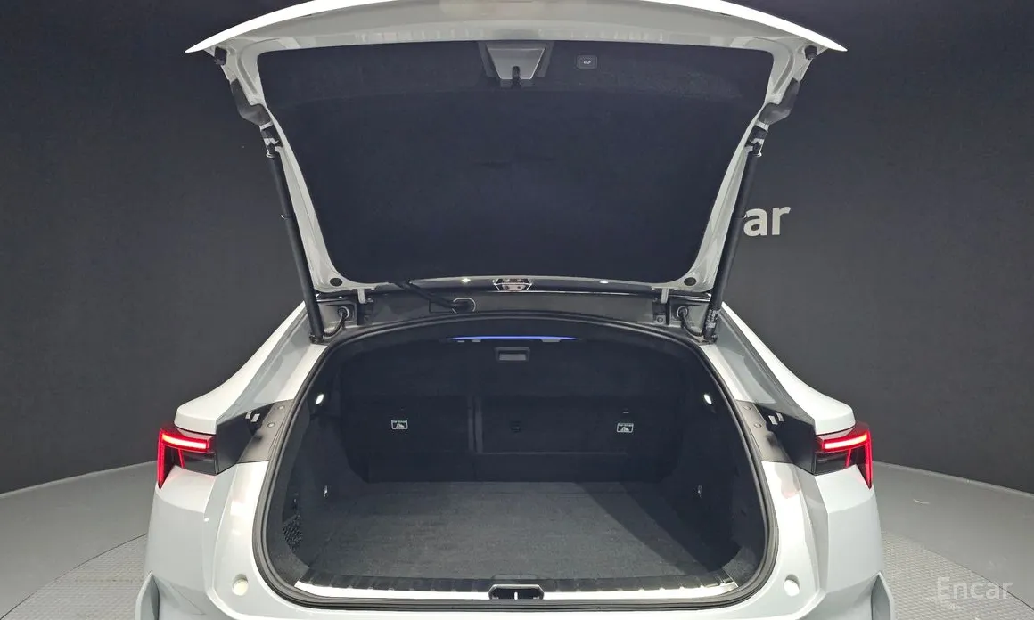 Polestar 4 2024 Long Range Duel Moter