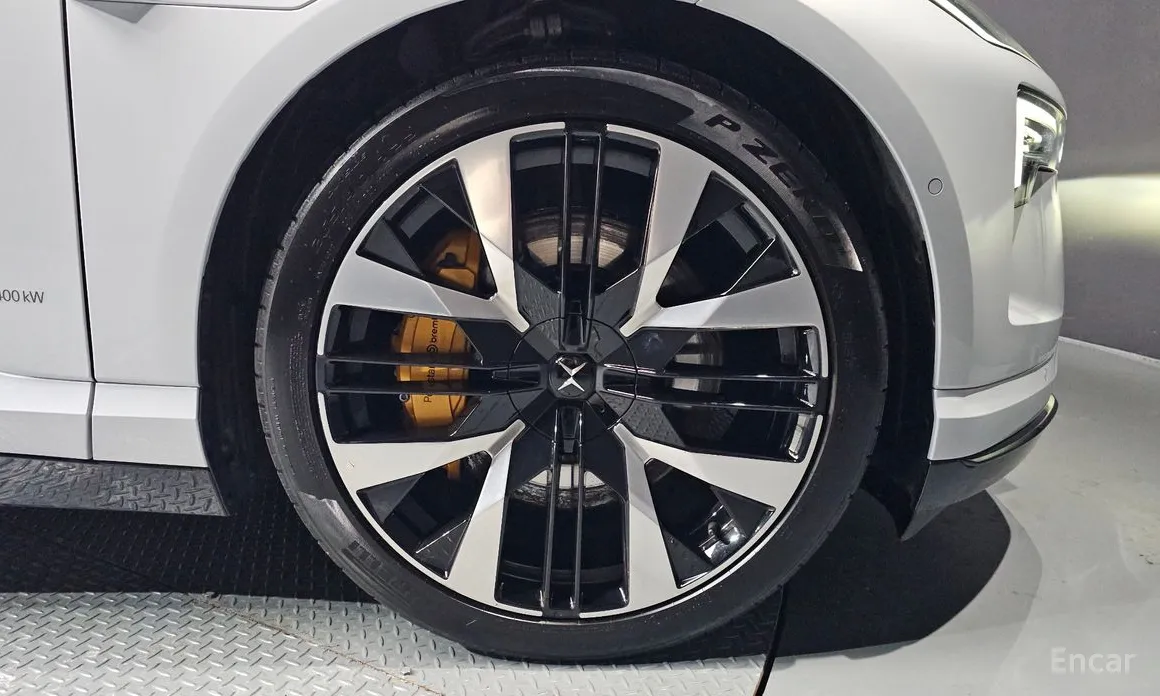 Polestar 4 2024 Long Range Duel Moter