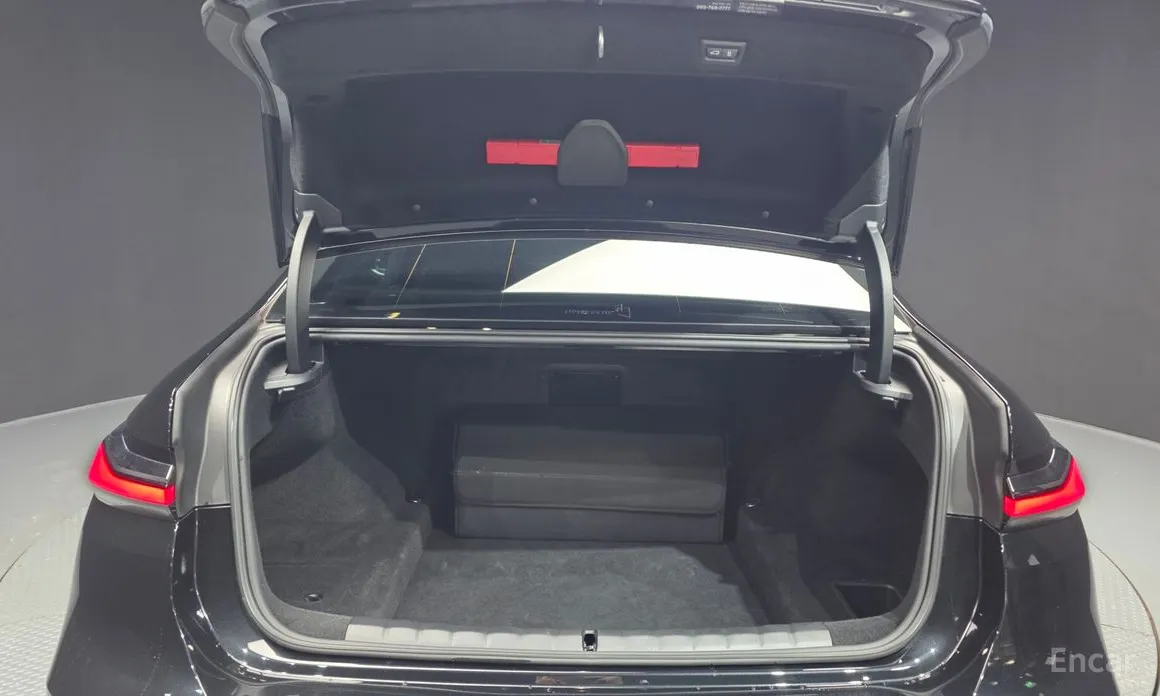 BMW 7 Series 2022 740i xDrive M Sport