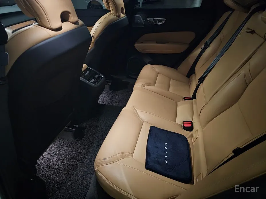 Volvo XC60 2017 B5 Ultra Bright