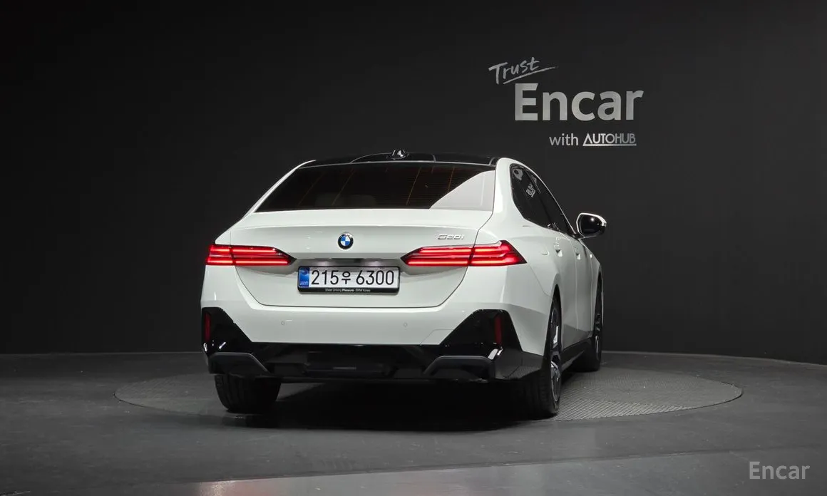 BMW 5 Series 2023 520i M Sport