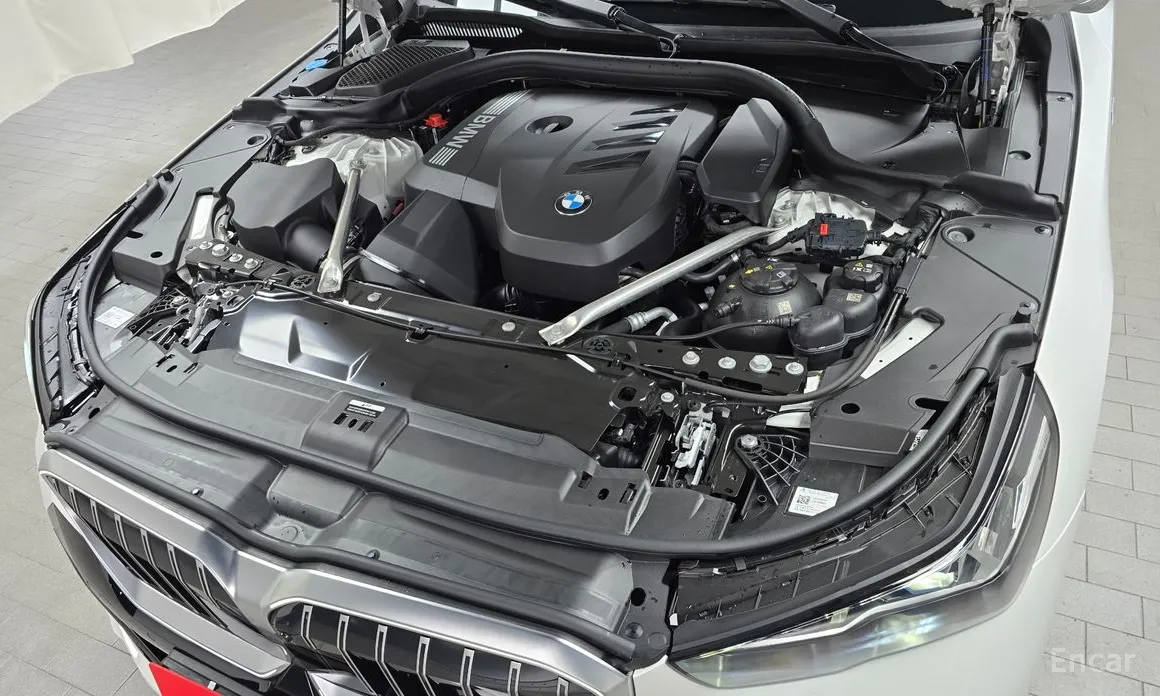 BMW 5 Series 2023 520i M Sport