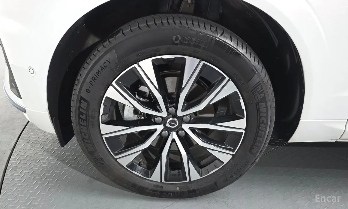 Volvo XC60 2017 B5 Ultra Bright