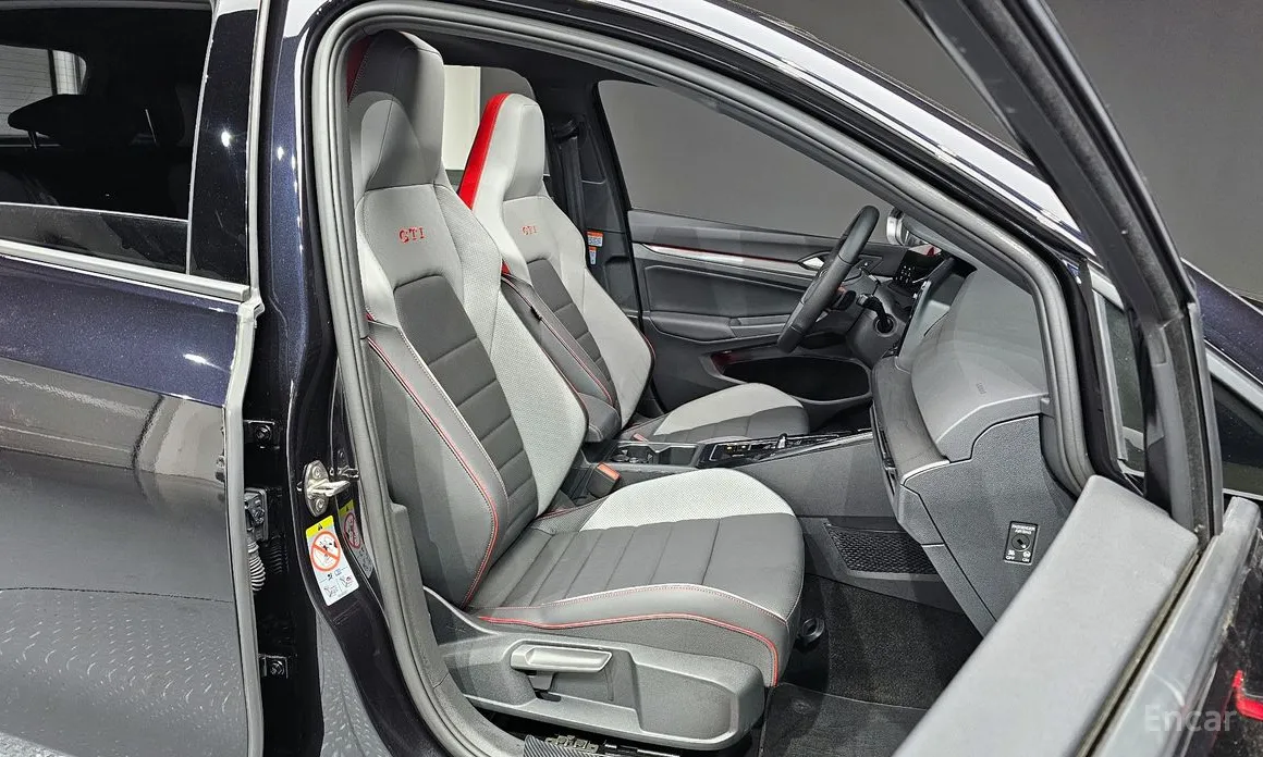 Volkswagen Golf 2022 2.0 GTI