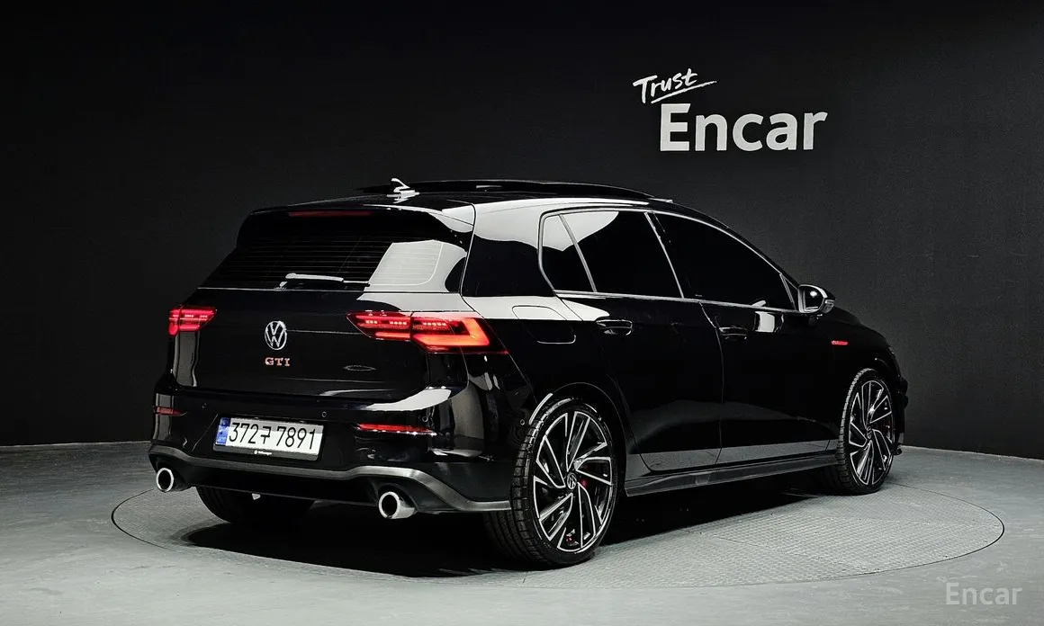 Volkswagen Golf 2022 2.0 GTI