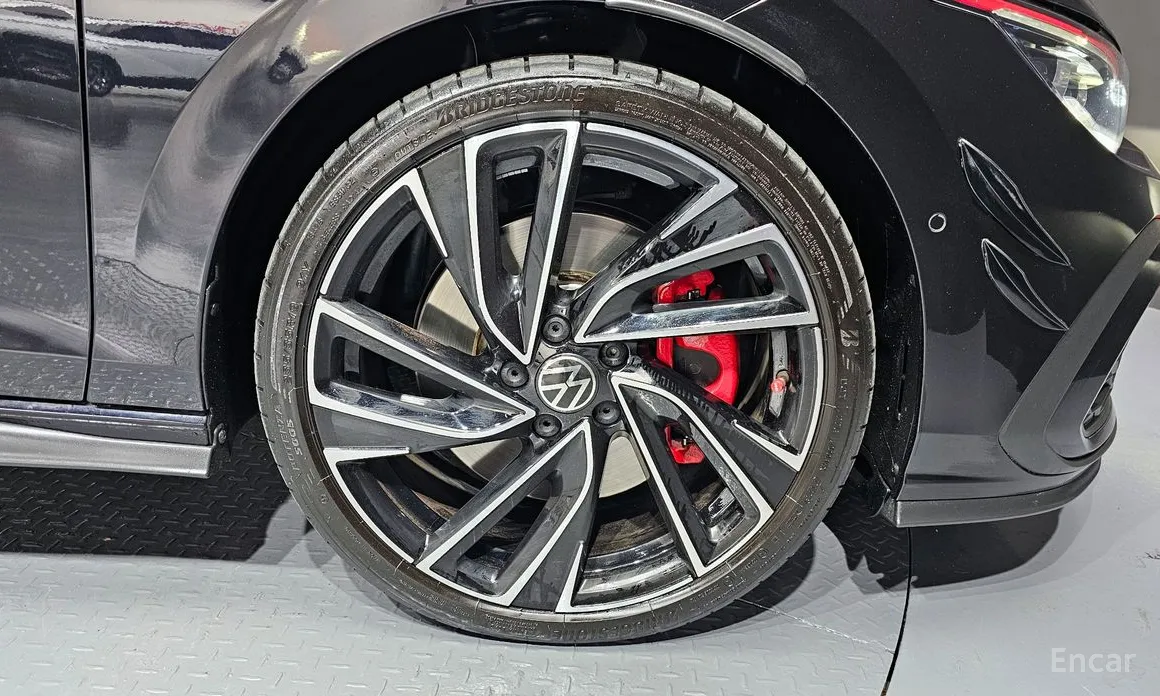 Volkswagen Golf 2022 2.0 GTI