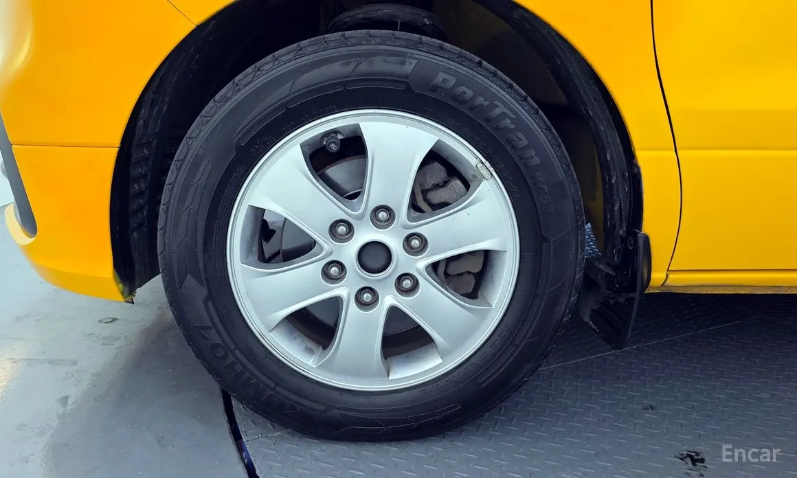 Hyundai Starex 2017 School Bus LPi