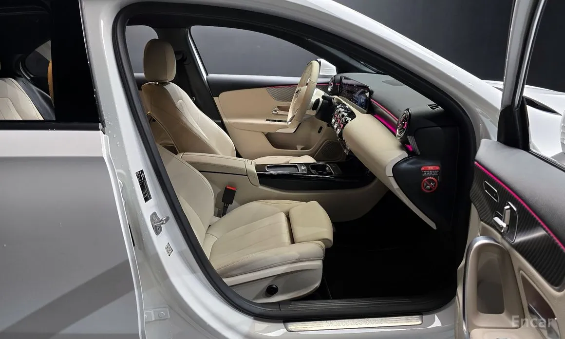 Mercedes-Benz A-Class 2019 A220 Sedan