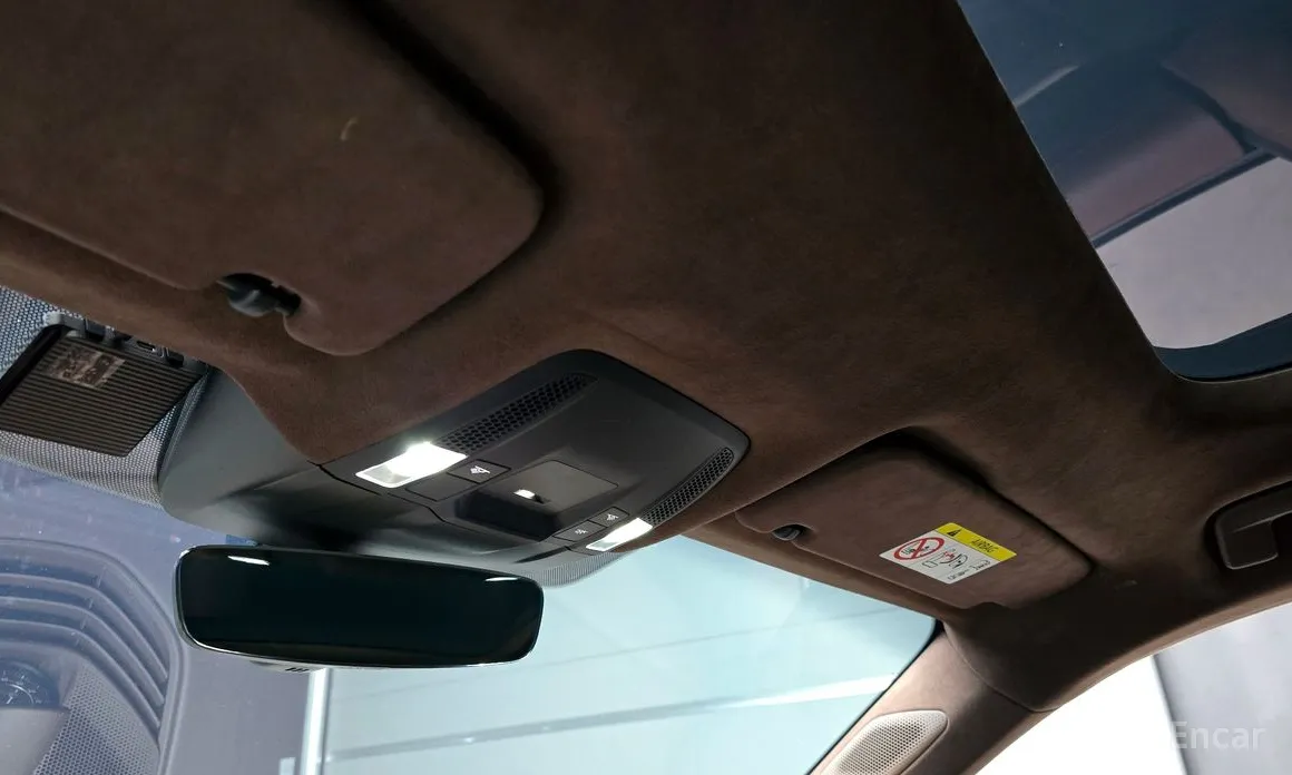 Porsche Taycan 2020 Turbo