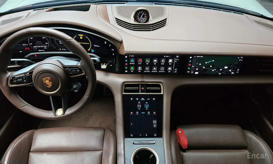 Porsche Taycan 2020 Turbo