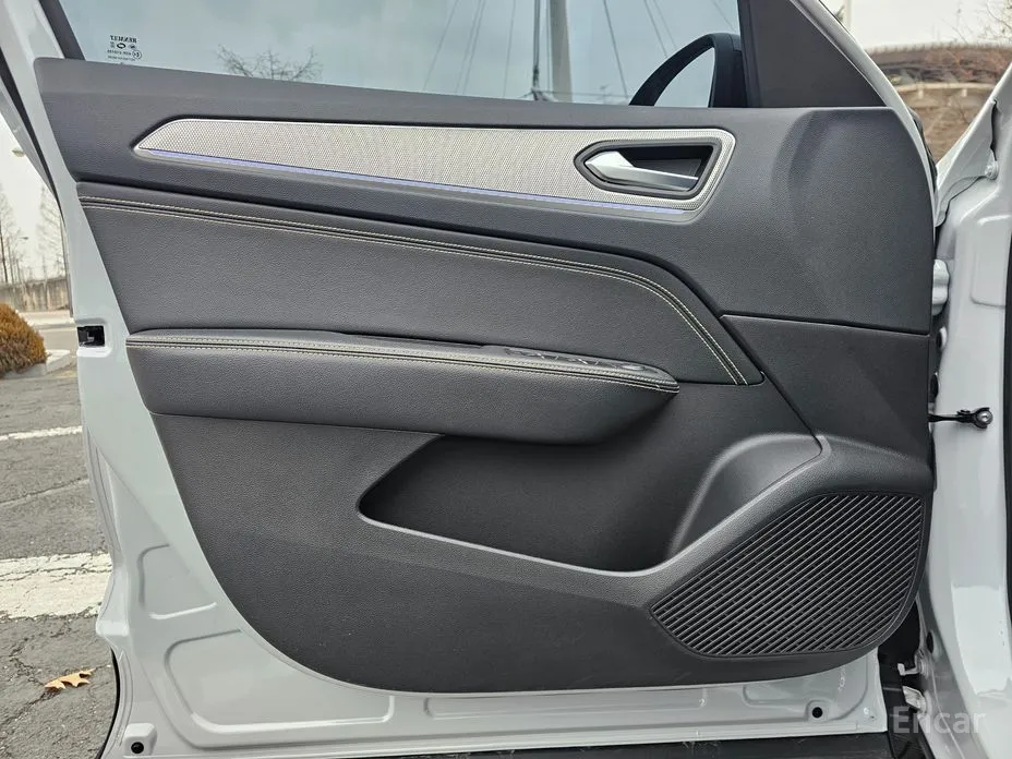 Renault Arkana 2024 1.6 E-TECH Iconic