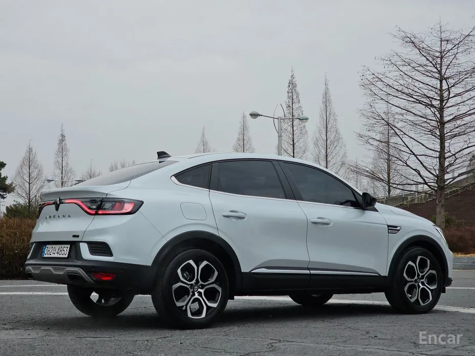 Renault Arkana 2024 1.6 E-TECH Iconic