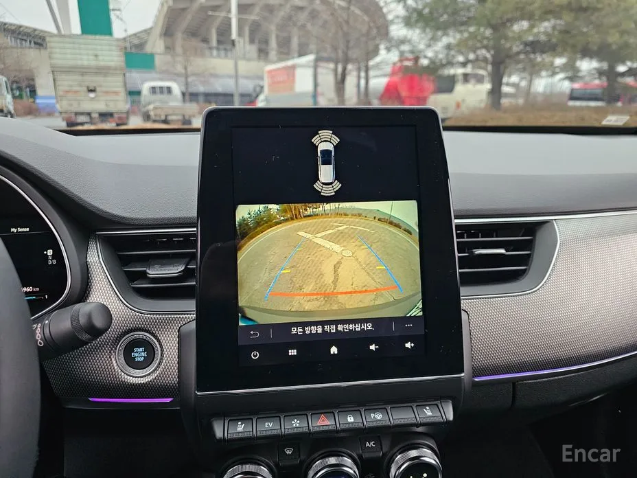 Renault Arkana 2024 1.6 E-TECH Iconic