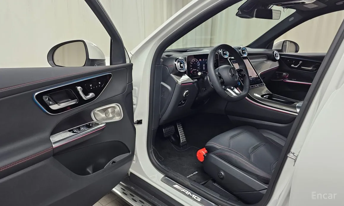 Mercedes-Benz GLC-Class 2023 AMG GLC43 4MATIC
