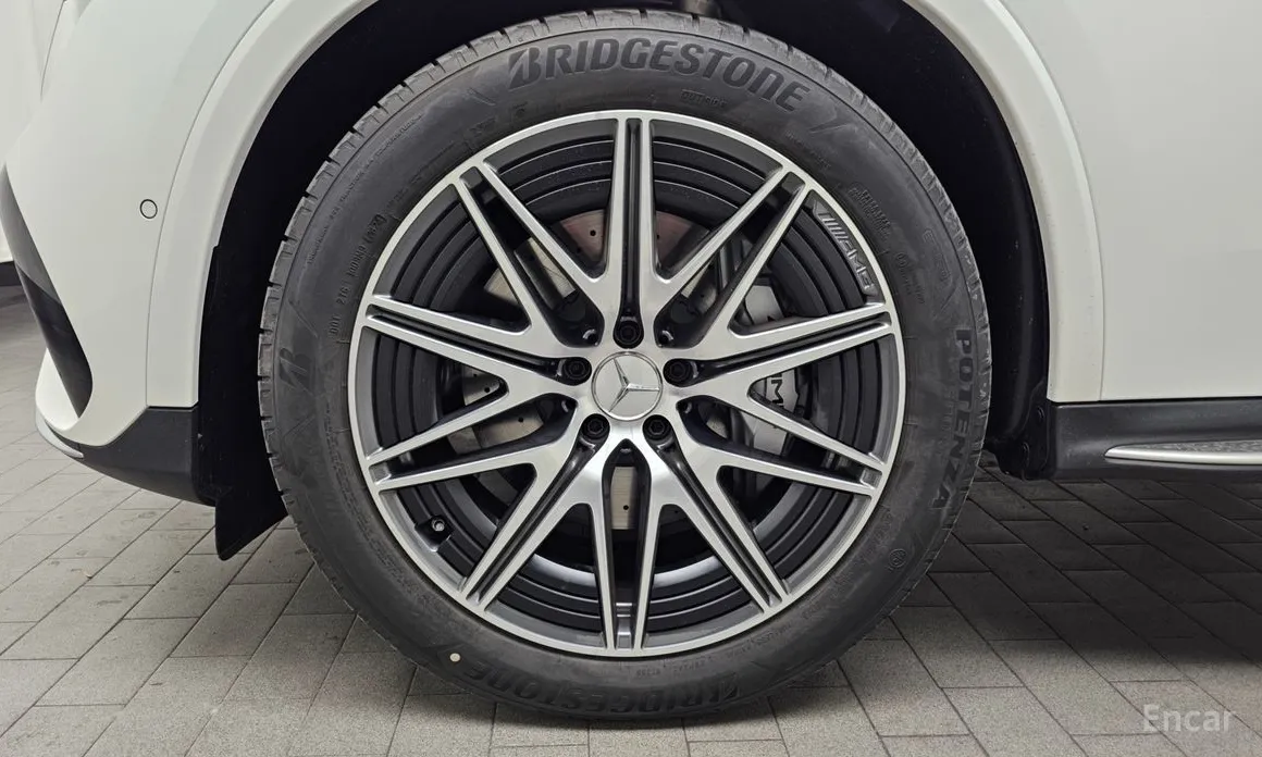 Mercedes-Benz GLC-Class 2023 AMG GLC43 4MATIC