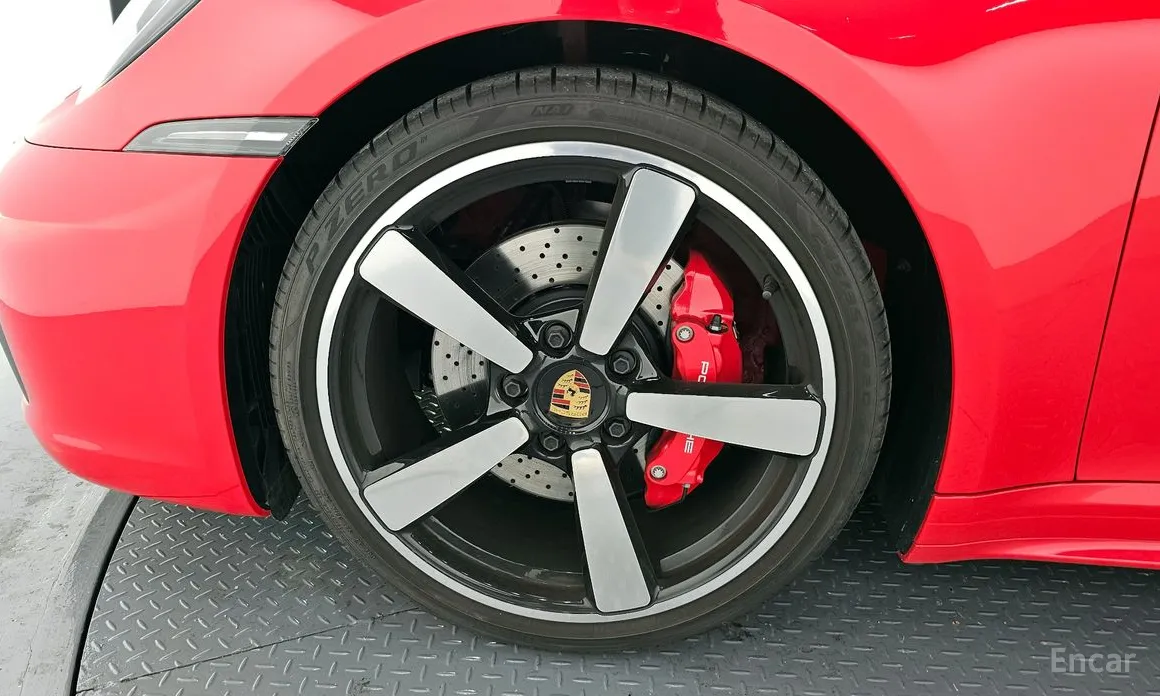 Porsche 911 2019 Carrera 4S Cabriolet