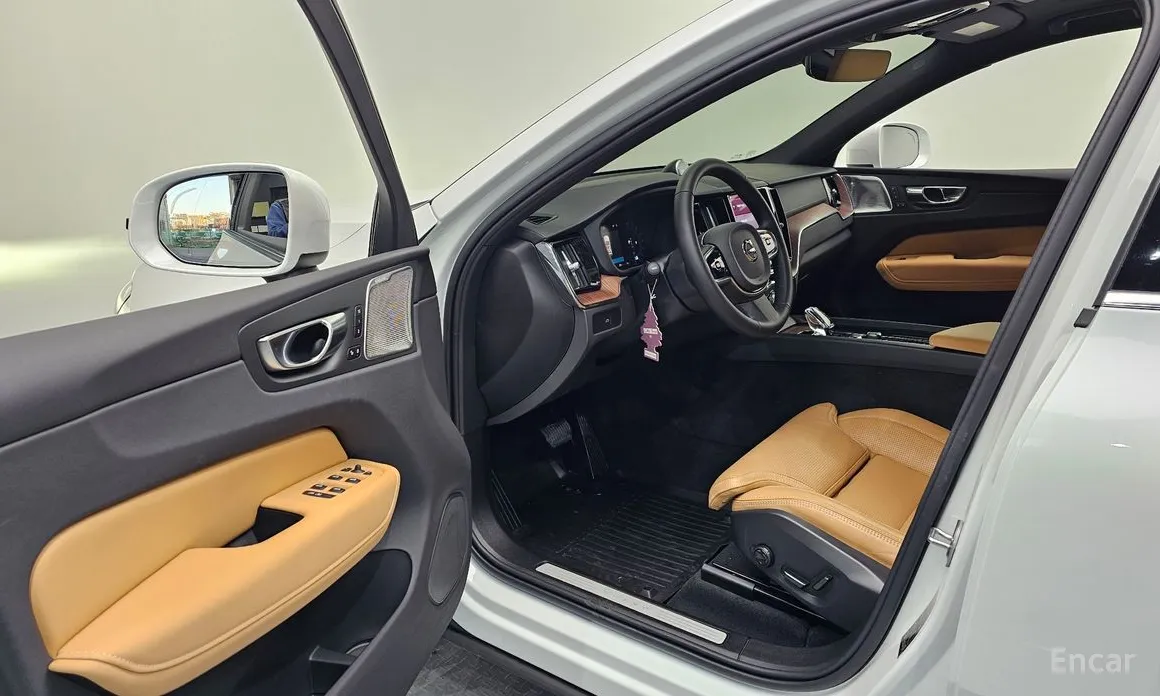 Volvo XC60 2017 B5 Ultra Bright