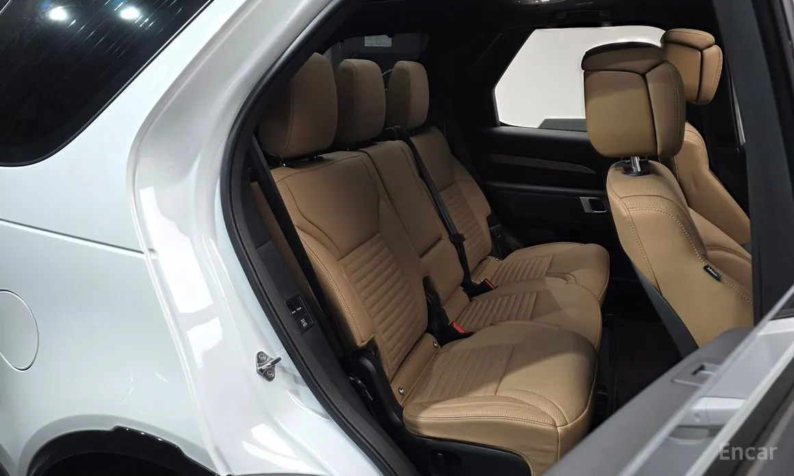 Land Rover Discovery 2017 P360 Dynamic HSE