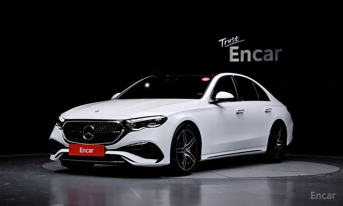 Mercedes-Benz E-Class 2024 E300 4MATIC AMG Line