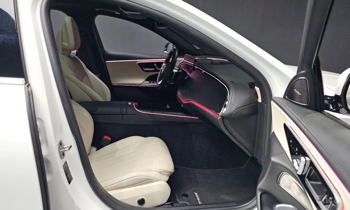 Mercedes-Benz E-Class 2024 E300 4MATIC AMG Line
