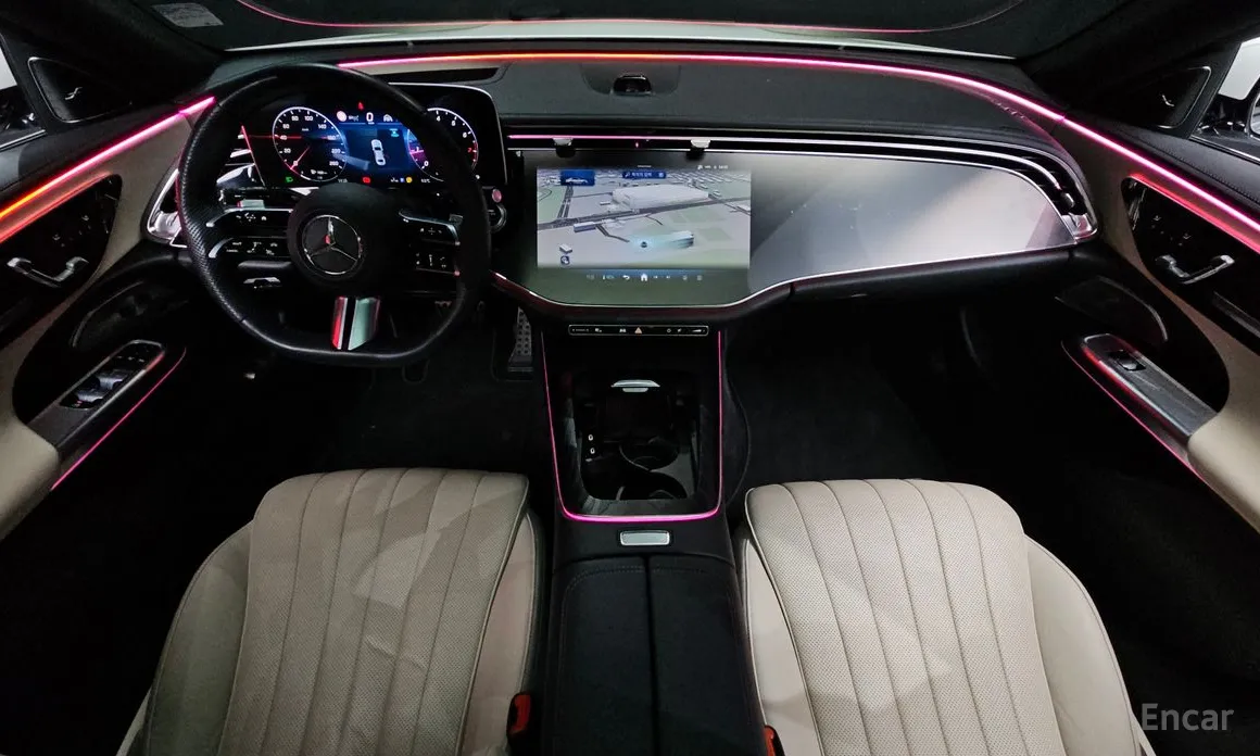 Mercedes-Benz E-Class 2024 E300 4MATIC AMG Line