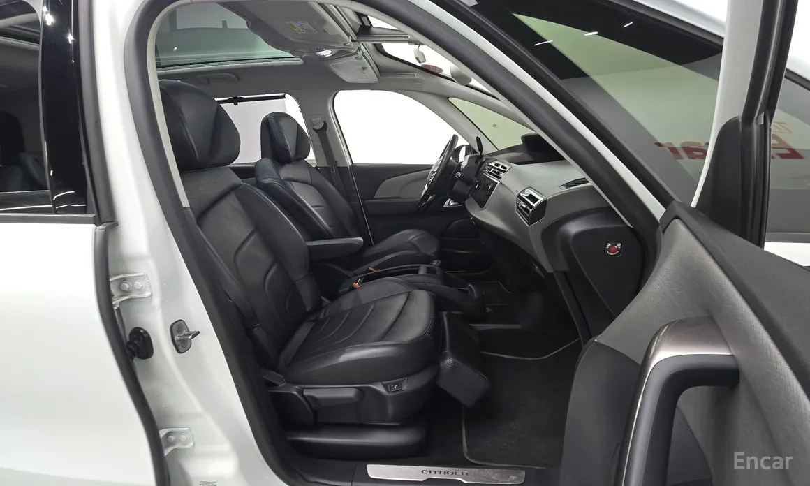 Citroen C4 SpaceTourer 2018 1.5 BlueHDi Shine Pack