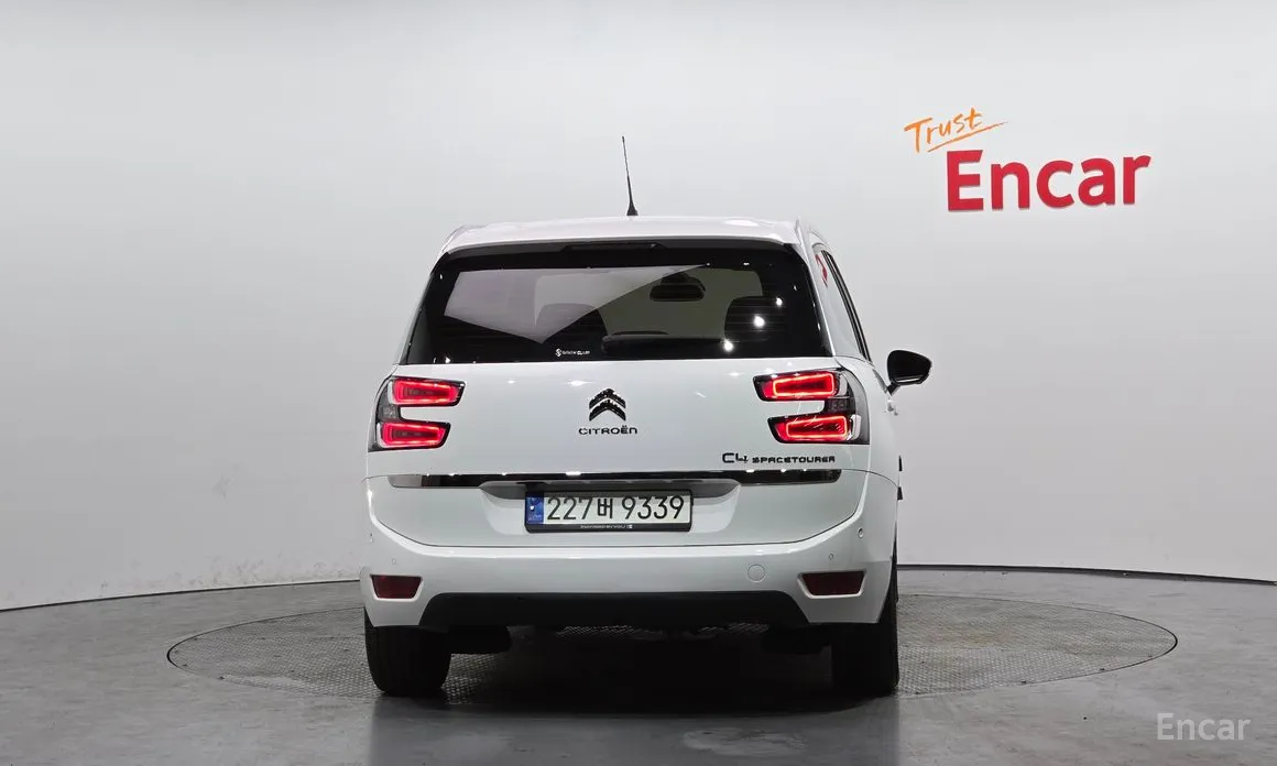 Citroen C4 SpaceTourer 2018 1.5 BlueHDi Shine Pack