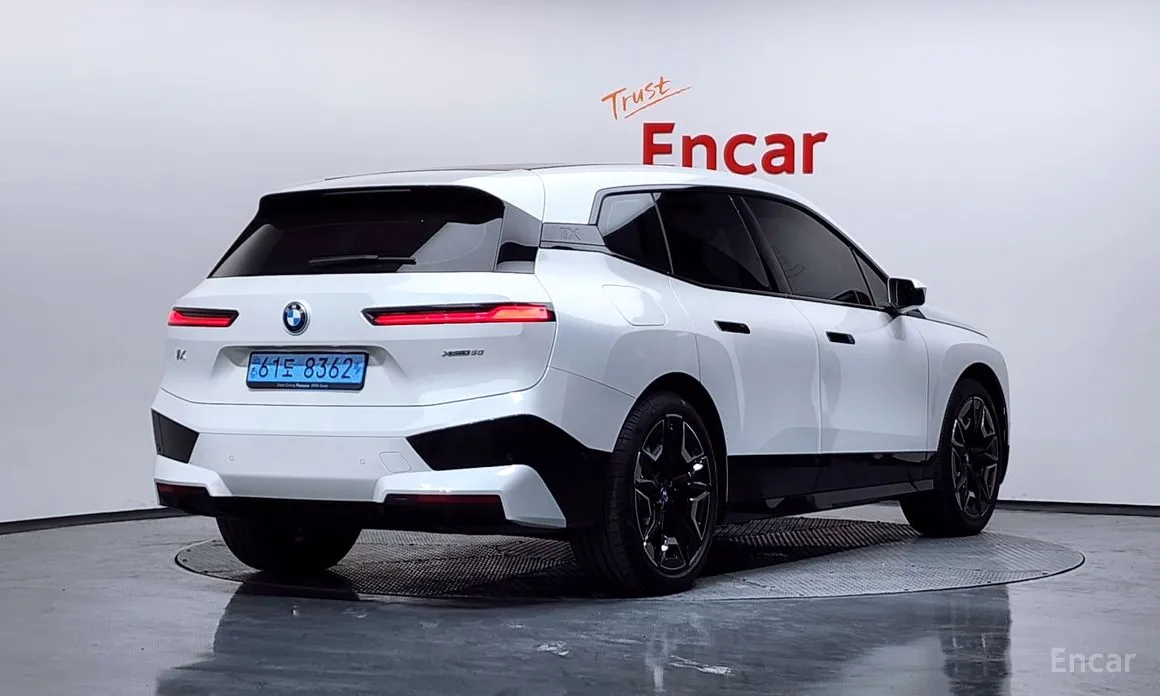 BMW iX 2021 xDrive50 Sports Plus