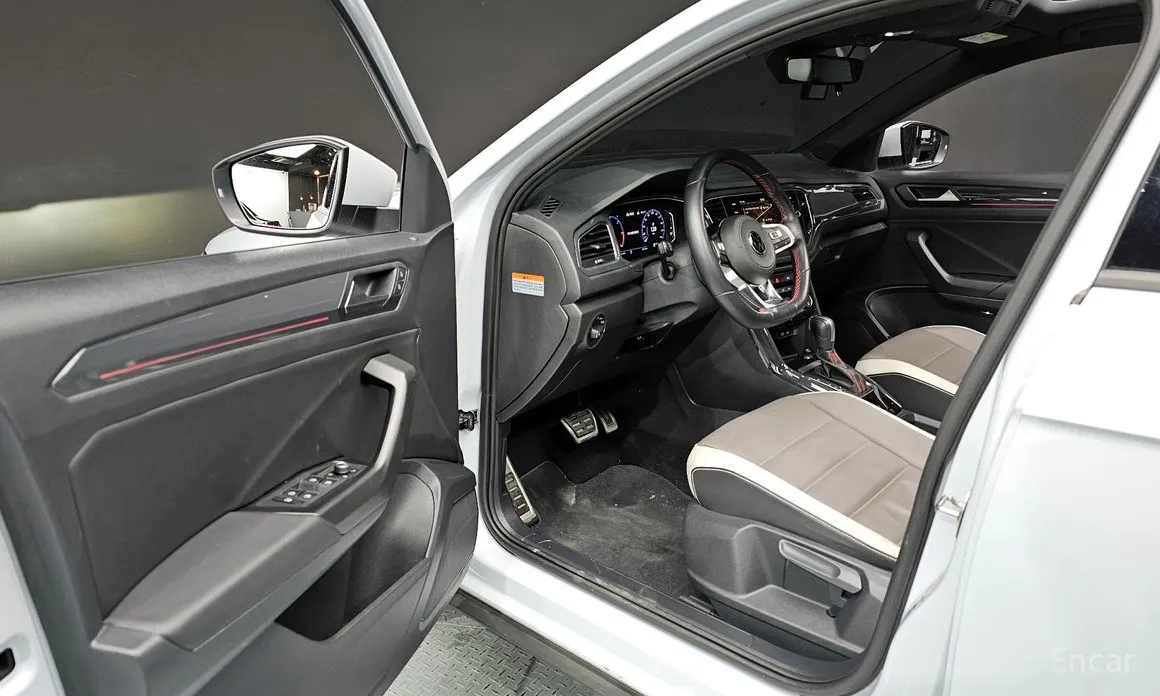 Volkswagen T-Roc 2021 2.0 TDI Premium