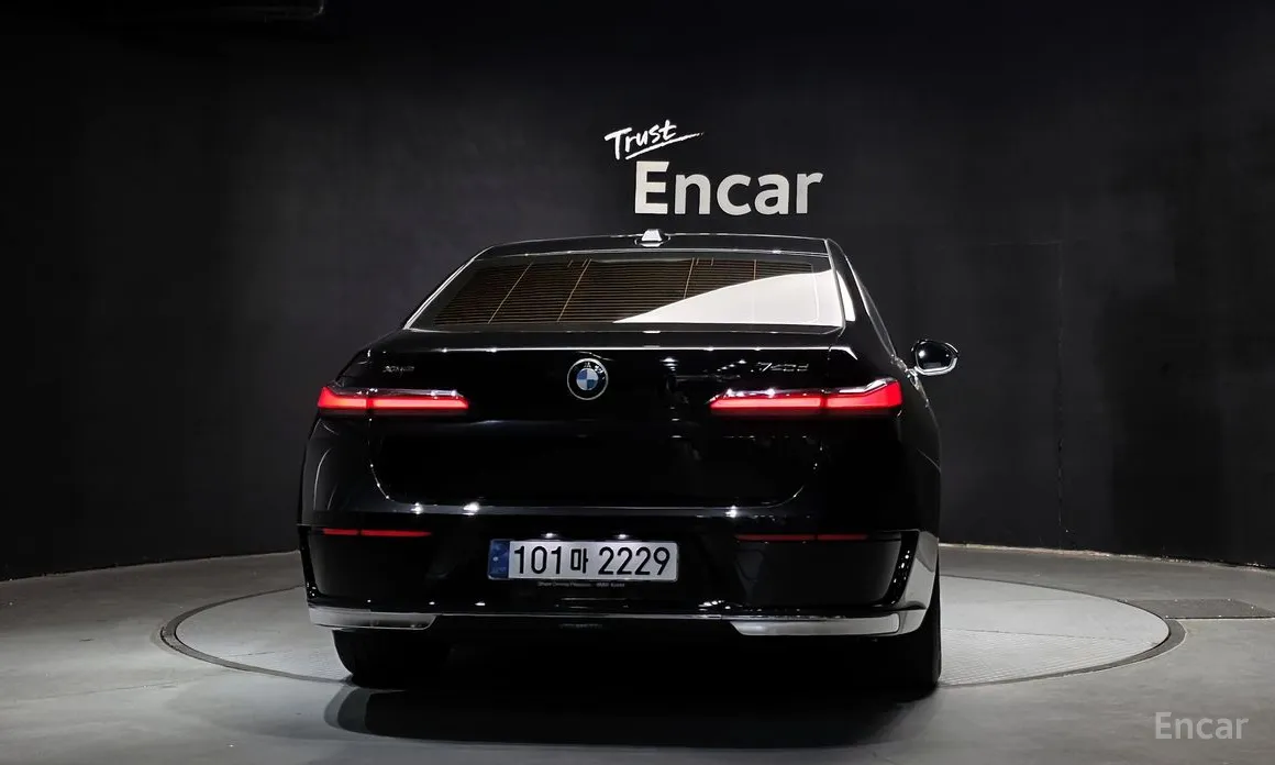 BMW 7 Series 2022 740d xDrive Design Pure Excellence