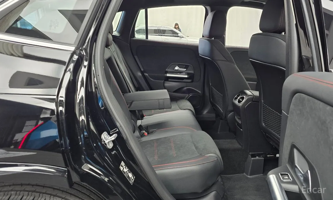 Mercedes-Benz GLA-Class 2020 GLA250 4MATIC