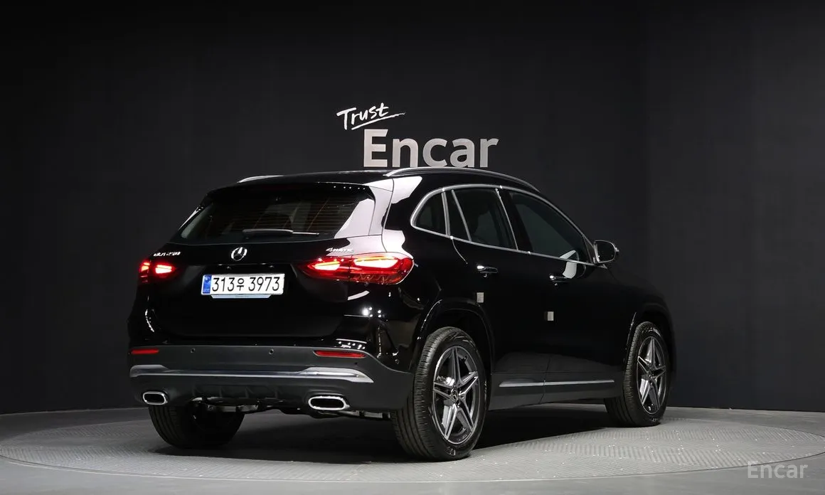 Mercedes-Benz GLA-Class 2020 GLA250 4MATIC