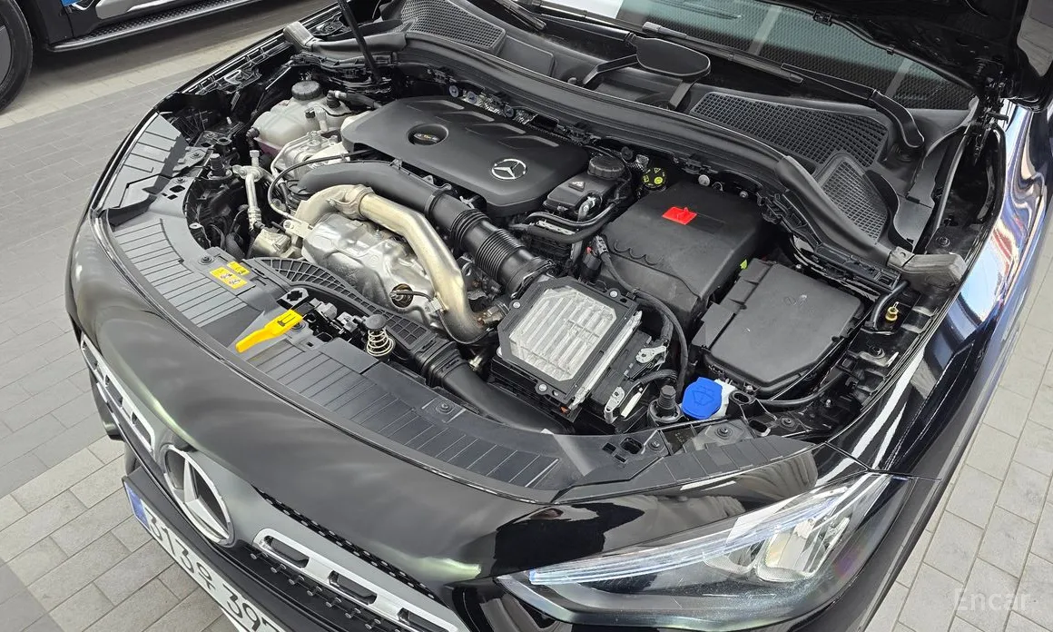 Mercedes-Benz GLA-Class 2020 GLA250 4MATIC