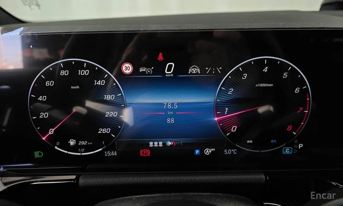 Mercedes-Benz GLA-Class 2020 GLA250 4MATIC