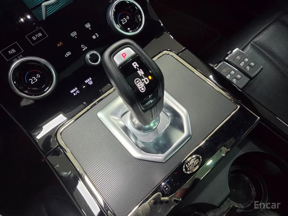 Land Rover Range Rover Evoque 2019 P250 R-Dynamic SE