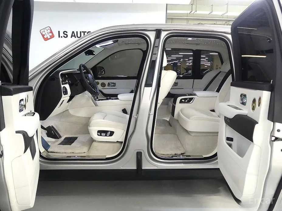 Rolls-Royce Cullinan 2018 6.7 V12