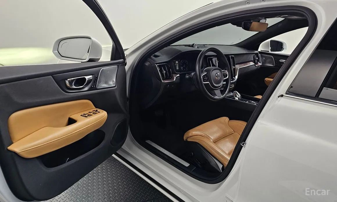 Volvo S60 2019 B5 Inscription