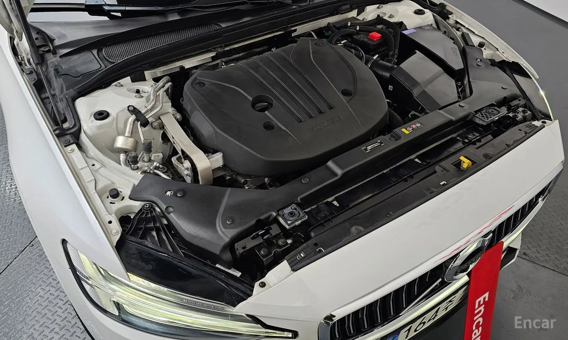 Volvo S60 2019 B5 Inscription